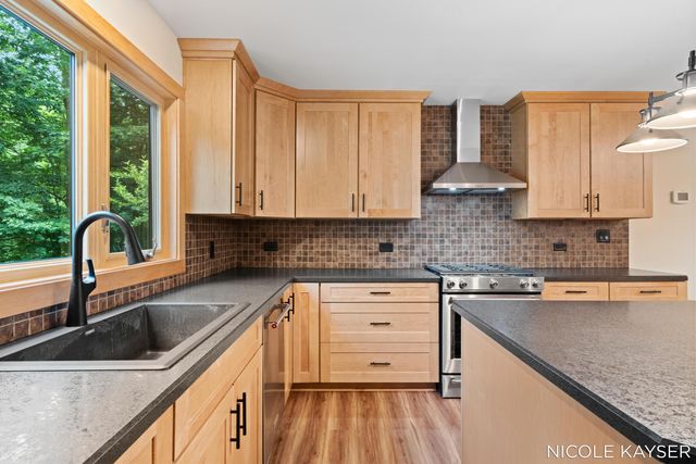 2847 63rd Street, Saugatuck Twp, MI 49408