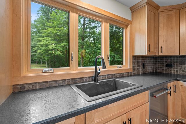 2847 63rd Street, Saugatuck Twp, MI 49408