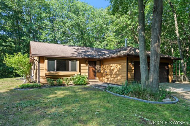 2847 63rd Street, Saugatuck Twp, MI 49408