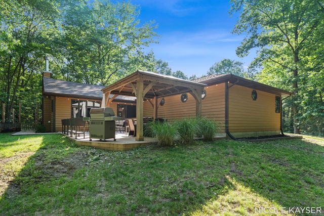 2847 63rd Street, Saugatuck Twp, MI 49408