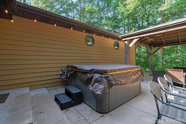 2847 63rd Street, Saugatuck Twp, MI 49408