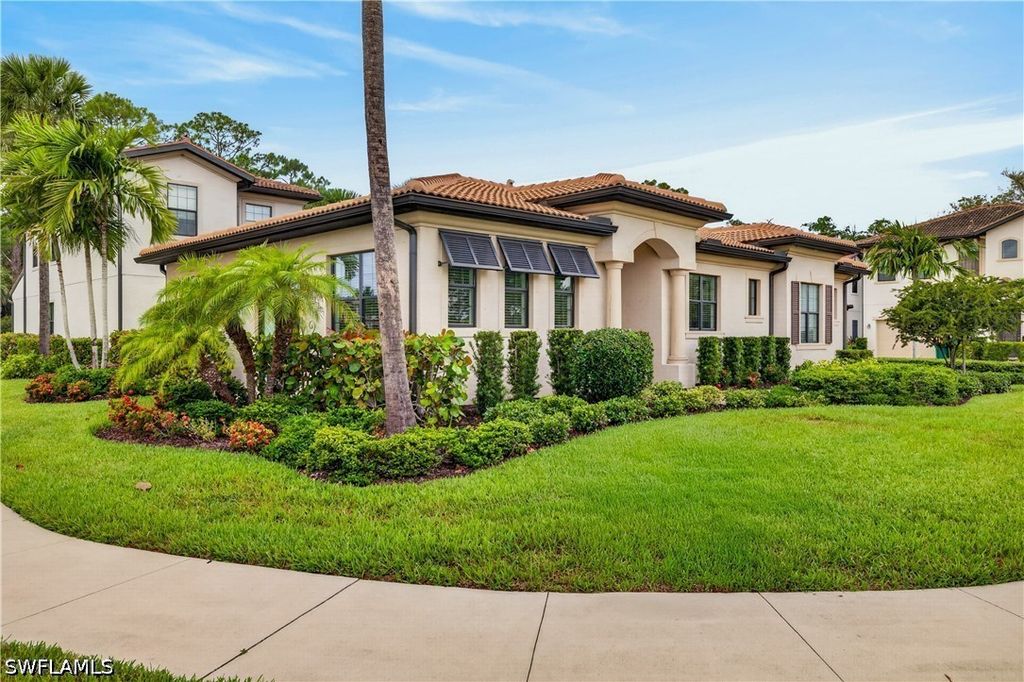 1170 Genovesa CT, Naples, FL 34113