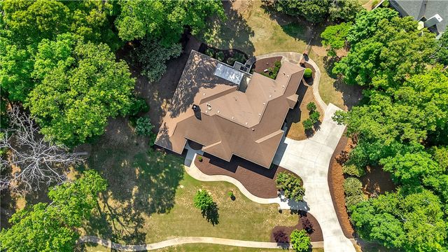 1002 Thornehill Drive, Anderson, SC 29621