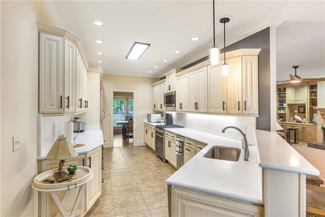 1002 Thornehill Drive, Anderson, SC 29621