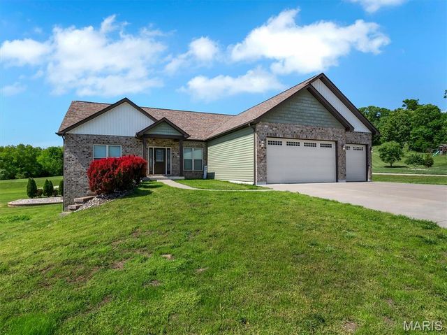 105 Ridgeview Oaks Drive, Washington, MO 63090