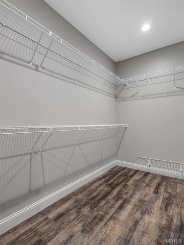 105 Ridgeview Oaks Drive, Washington, MO 63090