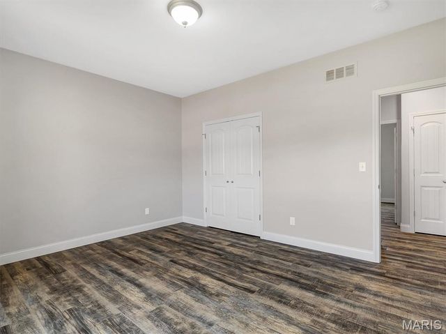 105 Ridgeview Oaks Drive, Washington, MO 63090