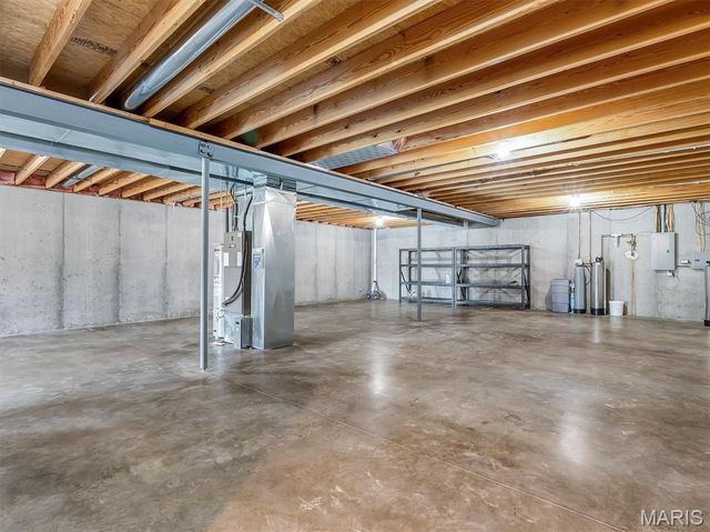 105 Ridgeview Oaks Drive, Washington, MO 63090