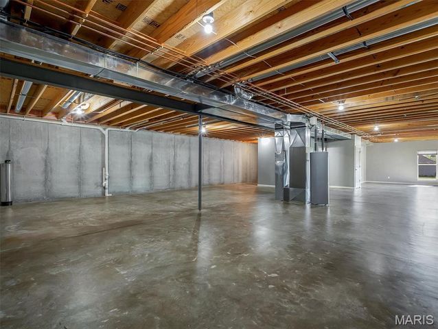 105 Ridgeview Oaks Drive, Washington, MO 63090