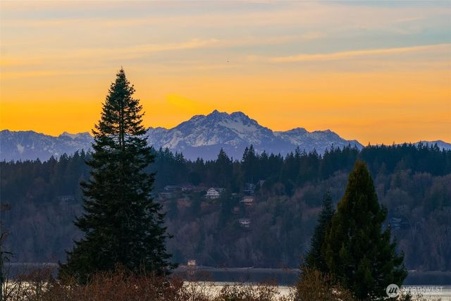 7416 108th Street NW, Gig Harbor, WA 98332