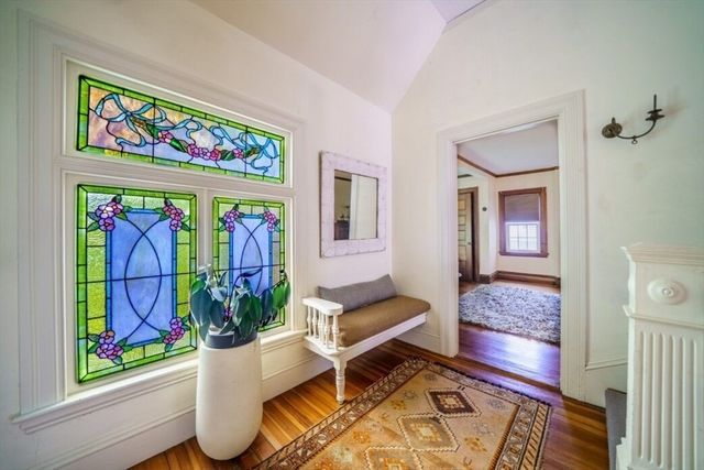 36 Dexter Rd, Newton, MA 02460