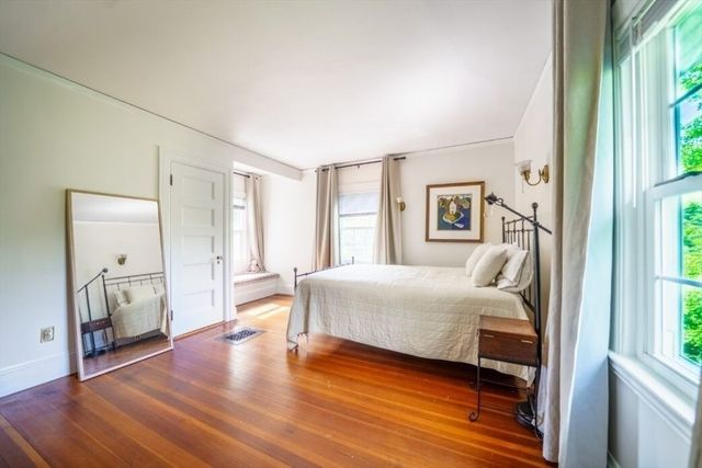 36 Dexter Rd, Newton, MA 02460