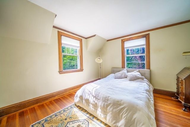 36 Dexter Rd, Newton, MA 02460