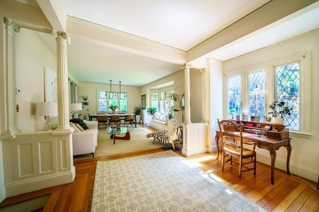36 Dexter Rd, Newton, MA 02460