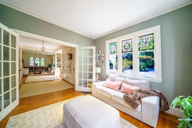 36 Dexter Rd, Newton, MA 02460