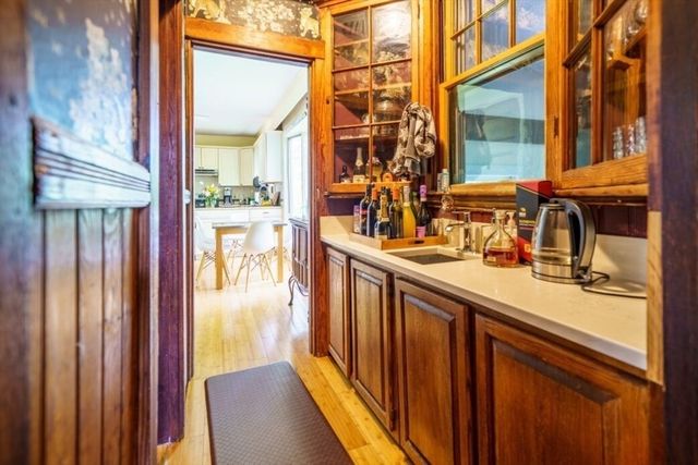 36 Dexter Rd, Newton, MA 02460