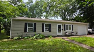 3920 S Deerfield Avenue, Lansing, MI 48911