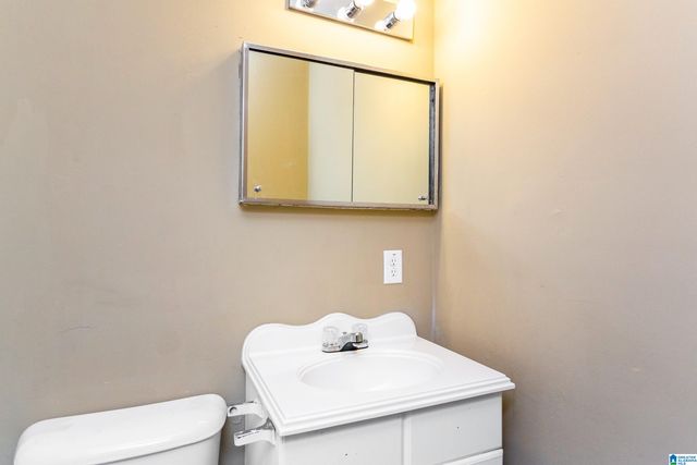 1617 3RD PLACE NW, Center Point, AL 35215