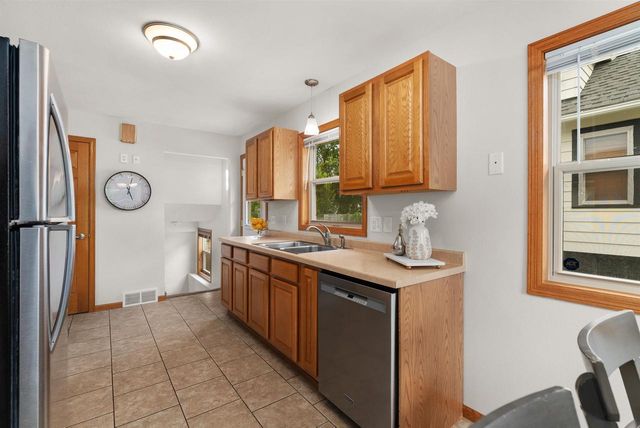 416 Gannon Avenue, Madison, WI 53714