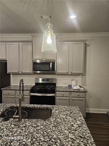 3140 westgate park dr, Loganville, GA 30152