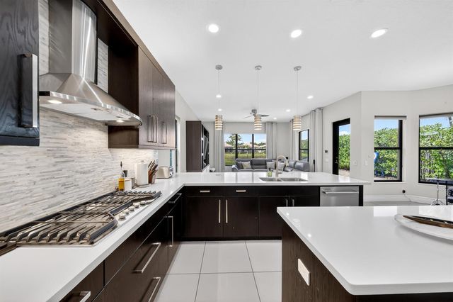 16829 Newark Bay Road, Delray Beach, FL 33446