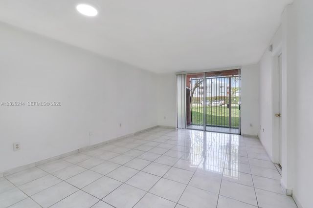 19729 SW 114th Avenue 150, Miami, FL 33157