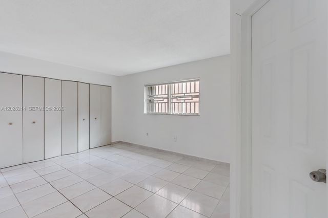 19729 SW 114th Avenue 150, Miami, FL 33157