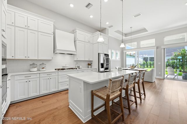 5217 MILKHOUSE Lane, Jacksonville, FL 32224