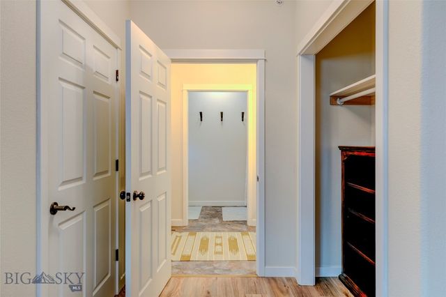 2221 Willow Drive B, Livingston, MT 59047