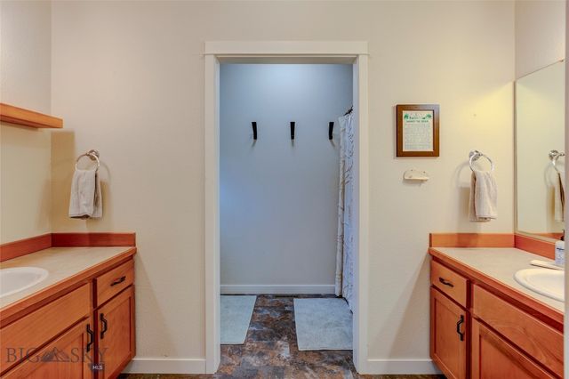 2221 Willow Drive B, Livingston, MT 59047