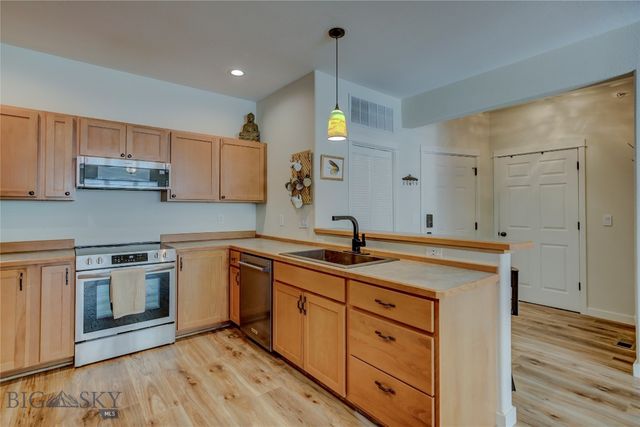 2221 Willow Drive B, Livingston, MT 59047