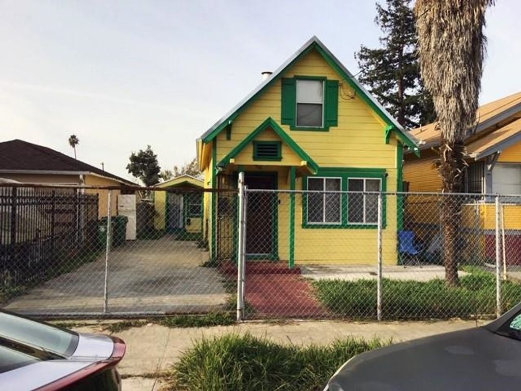 Image 1 of property listing at 9325 Hillside St, Oakland, CA 94603