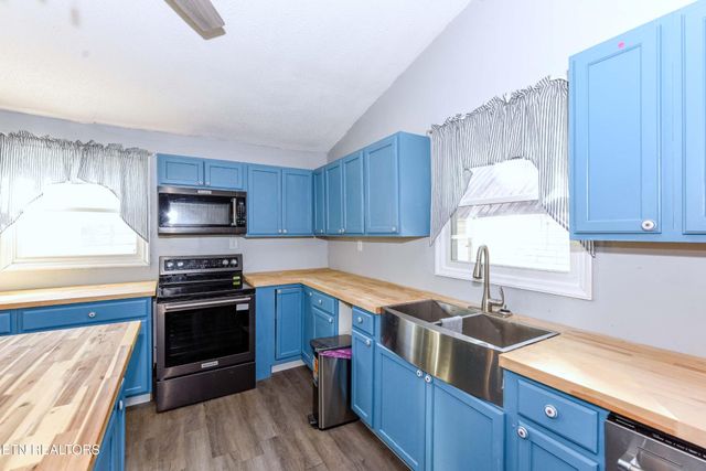 2533 Davenport Rd, Knoxville, TN 37920