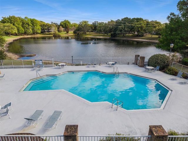 2258 COACH HOUSE BOULEVARD 804, Orlando, FL 32812