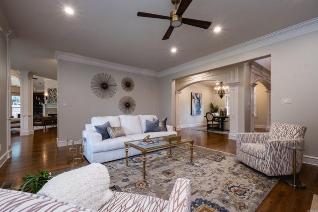 7 Germay Ct, Little Rock, AR 72223