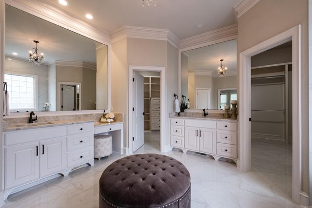 7 Germay Ct, Little Rock, AR 72223