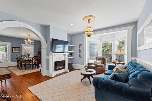 210 W West Street, Southport, NC 28461