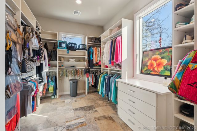 8890 S 39th West Avenue, Tulsa, OK 74132