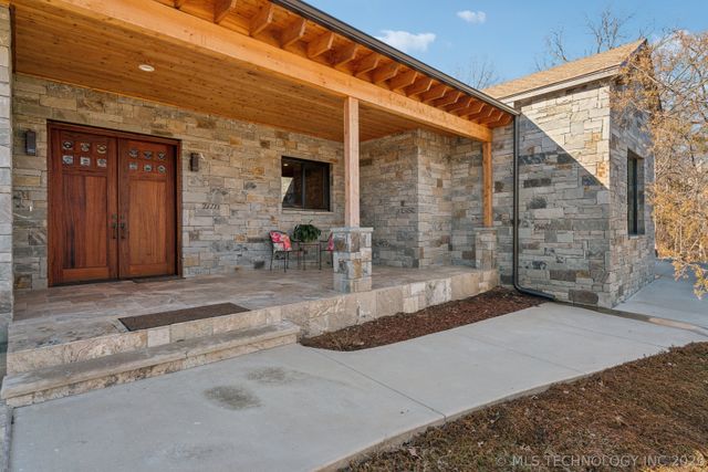 8890 S 39th West Avenue, Tulsa, OK 74132