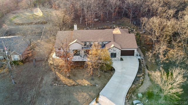 8890 S 39th West Avenue, Tulsa, OK 74132