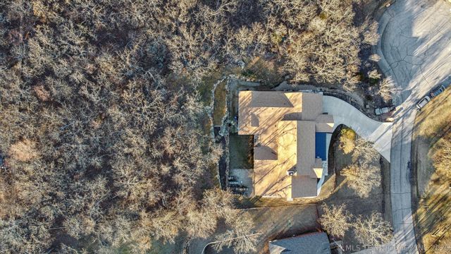 8890 S 39th West Avenue, Tulsa, OK 74132
