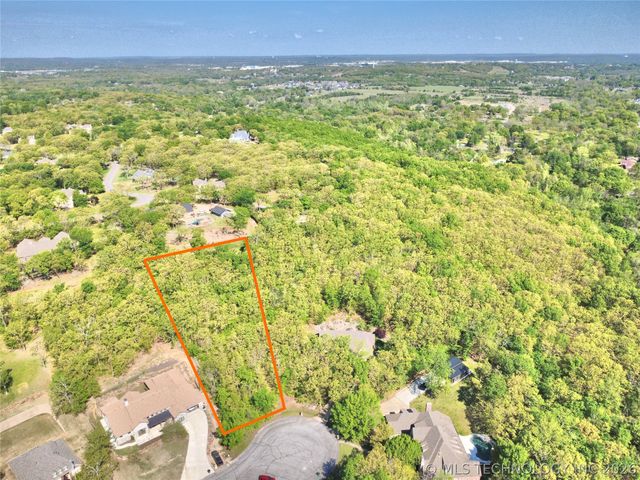8890 S 39th West Avenue, Tulsa, OK 74132