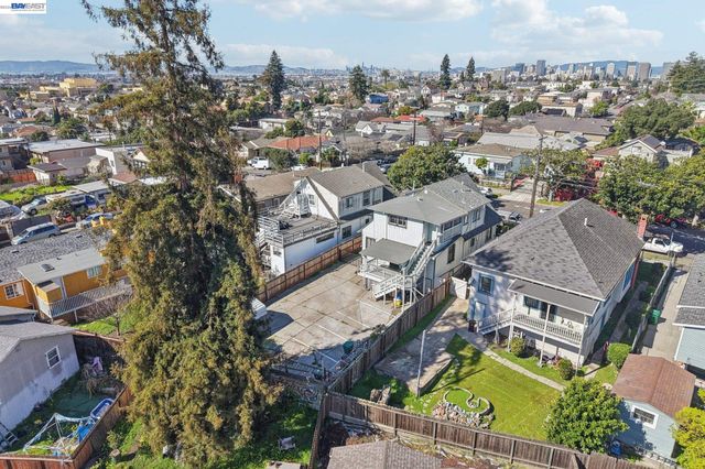 2514 21St Ave, Oakland, CA 94606