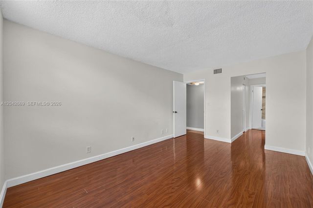 6190 Woodlands Boulevard 316, Tamarac, FL 33319