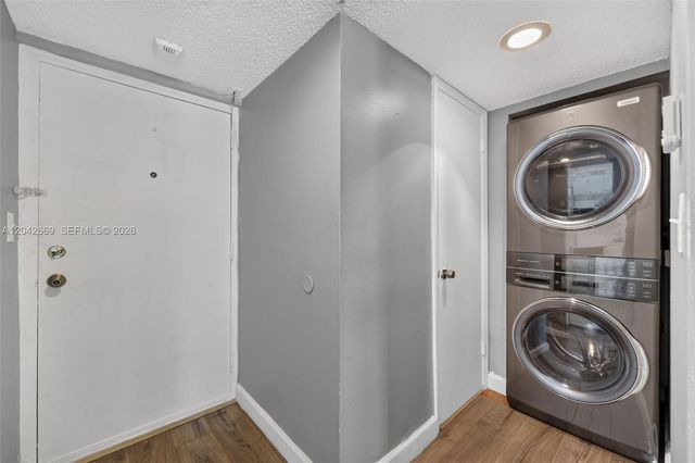 6190 Woodlands Boulevard 316, Tamarac, FL 33319