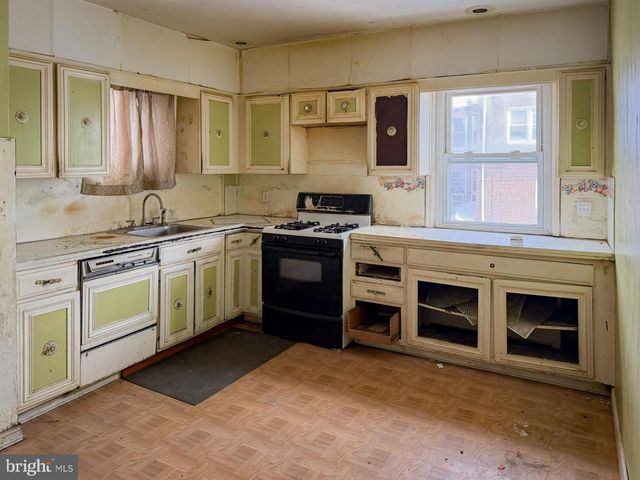 1205 STIRLING ST, Philadelphia, PA 19111