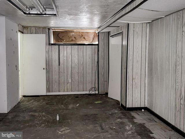 1205 STIRLING ST, Philadelphia, PA 19111