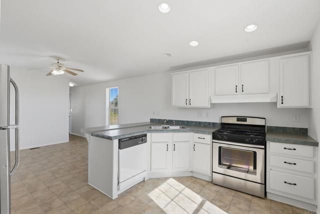 909 Tierra De Luna, Boulevard, CA 91905