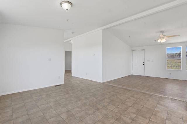 909 Tierra De Luna, Boulevard, CA 91905