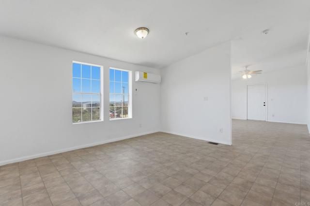 909 Tierra De Luna, Boulevard, CA 91905